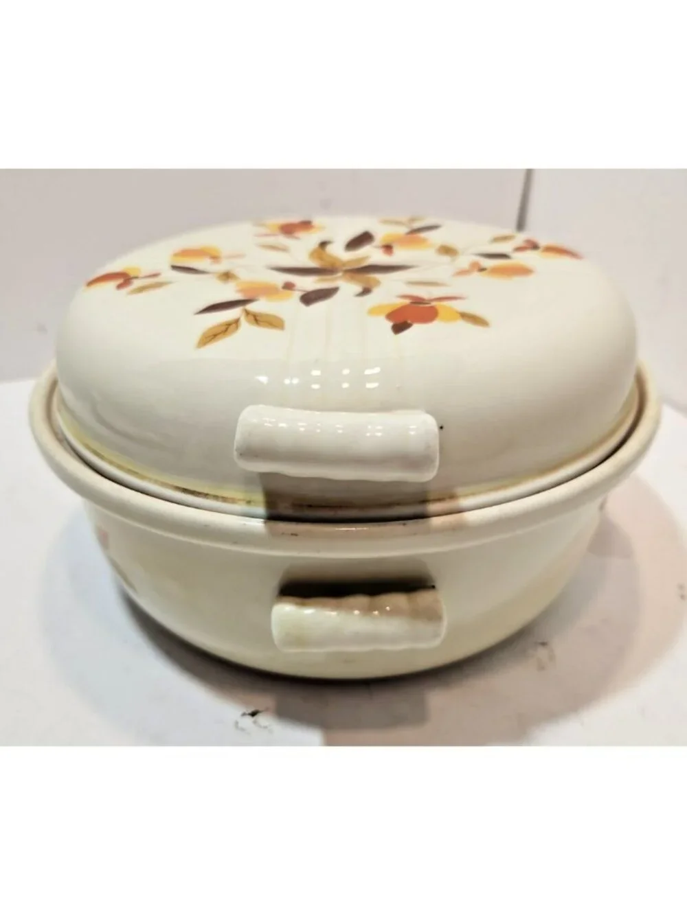 Vtg Hall Autumn Leaf Radiance Covered Casserole 2 QT 8.5
